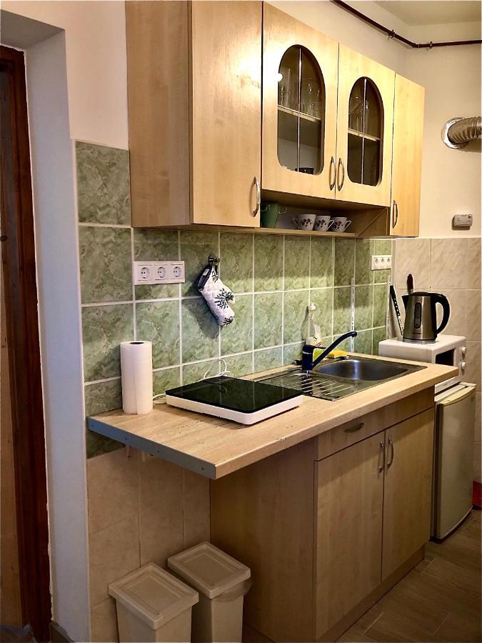L&R Apartment Дьєр Екстер'єр фото