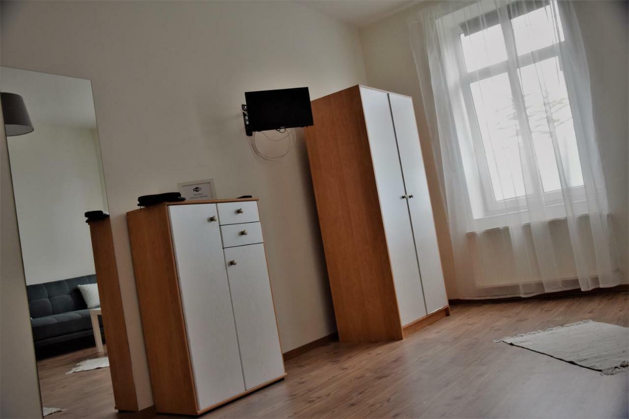 L&R Apartment Дьєр Екстер'єр фото